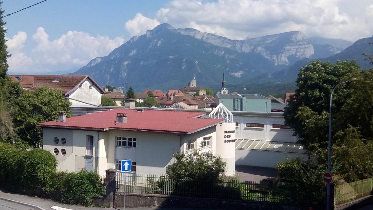 Logement Tout Confort Au Coeur De La Haute-Savoie - Le Barycentre ラ・ロシュ・シュル・フォロン エクステリア 写真