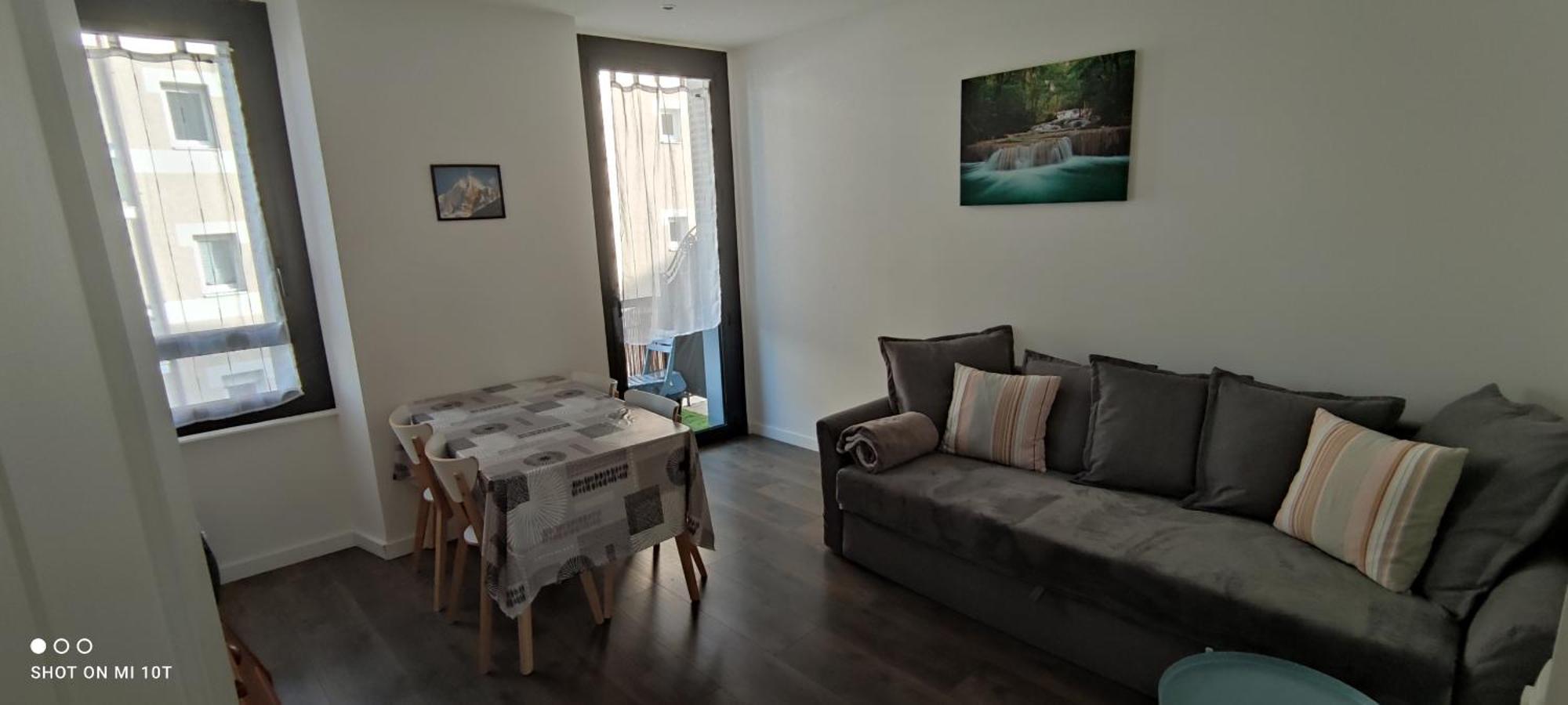 Logement Tout Confort Au Coeur De La Haute-Savoie - Le Barycentre ラ・ロシュ・シュル・フォロン エクステリア 写真