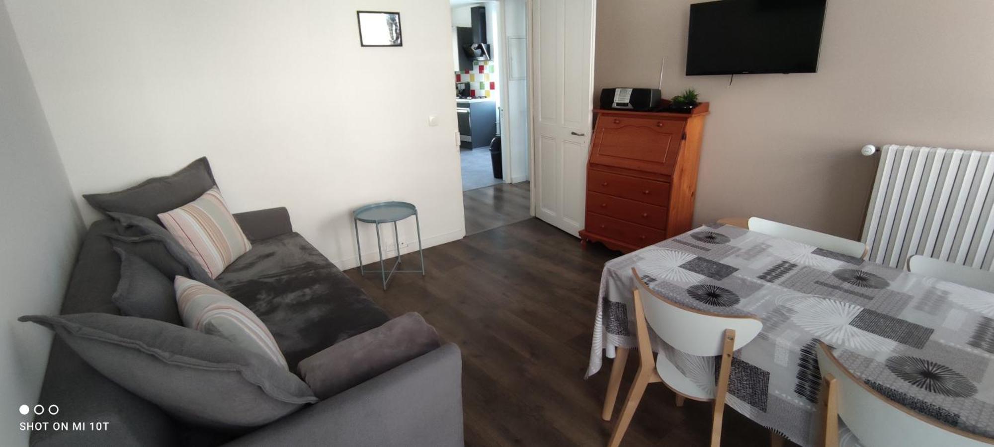 Logement Tout Confort Au Coeur De La Haute-Savoie - Le Barycentre ラ・ロシュ・シュル・フォロン エクステリア 写真